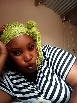 OCEANSQUITERXXX online show from March 16, 2026, 7:45 am