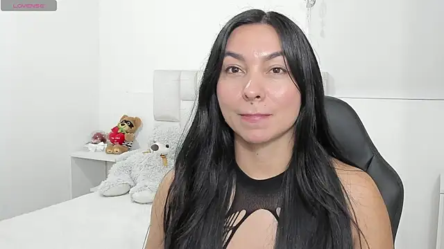 Snapshot of Ms_milarose chatting on June 5, 2026, 6:52 am Ms milarose online show from June 5, 2026, 6:52 am