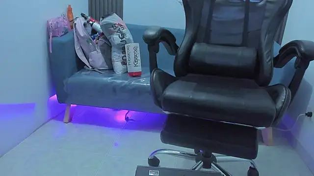 ShaunaDream online show from October 5, 2025, 3:49 am