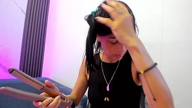 Snapshot of ShaunaDream chatting on March 28, 2026, 12:16 pm ShaunaDream online show from March 28, 2026, 12:16 pm