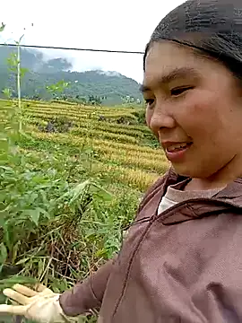 quynhkoolbae online show from September 14, 2025, 2:11 am