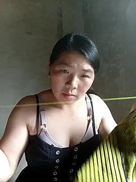 quynhkoolbae online show from September 23, 2025, 2:14 am