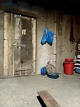 quynhkoolbae online show from October 23, 2025, 10:14 am