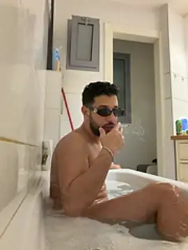 husbandandwifetobe online show from March 5, 2026, 2:29 am