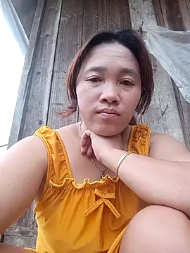 miumiu 00 online show from October 31, 2025, 12:55 am