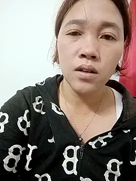 miumiu 00 online show from November 15, 2025, 10:26 pm