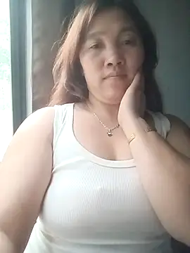 miumiu 00 online show from November 22, 2025, 9:30 am