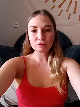 KisaVixen online show from September 24, 2025, 8:50 am