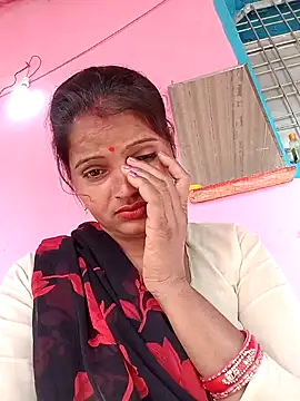 Snapshot of Rubi12A chatting on February 5, 2026, 3:44 am Rubi12A online show from February 5, 2026, 3:44 am