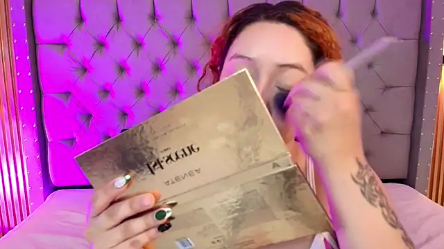 Suxan White  online show from March 19, 2026, 1:15 pm