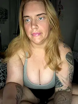 MysteriousMylaX online show from October 30, 2025, 9:48 pm