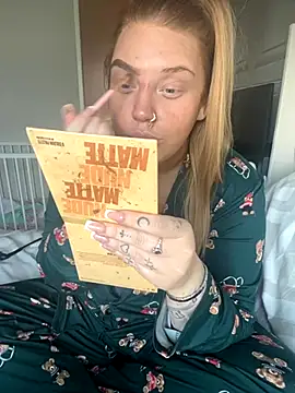 MysteriousMylaX online show from November 20, 2025, 2:17 pm