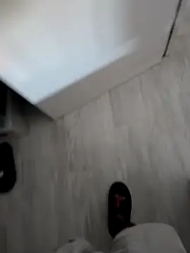 xxxfeo online show from September 17, 2025, 1:57 pm