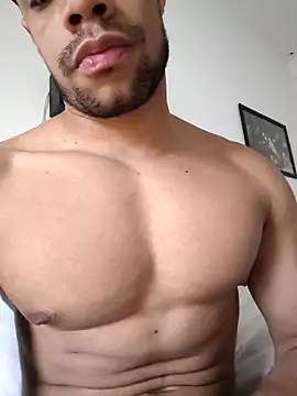 andrewsma1 online show from October 6, 2025, 8:39 pm