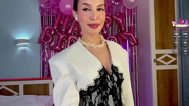 Snapshot of TariDehay chatting on January 18, 2026, 5:06 pm TariDehay online show from January 18, 2026, 5:06 pm