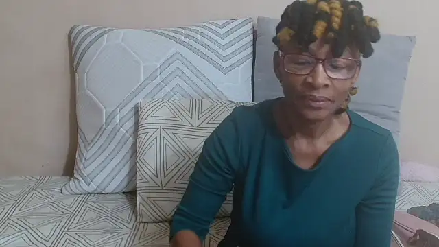 SugarPoppy24xxx online show from September 25, 2025, 10:41 am