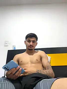 Nas-z09 online show from September 18, 2025, 3:41 am