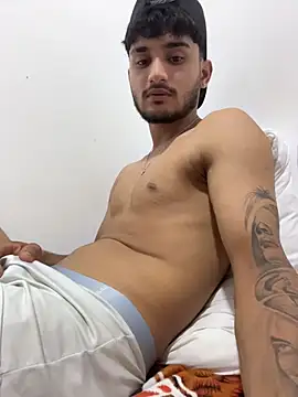 Nas-z09 online show from October 28, 2025, 5:11 am