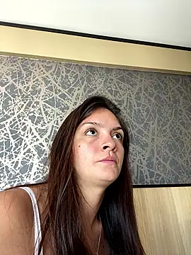 Danielaeliana online show from January 12, 2026, 1:38 pm