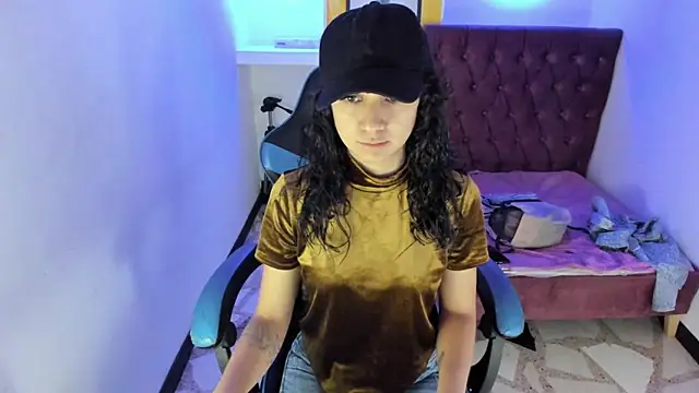 alison moon7 online show from October 22, 2025, 11:54 am