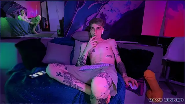 Snapshot of davesinner chatting on May 27, 2026, 12:40 am davesinner online show from May 27, 2026, 12:40 am