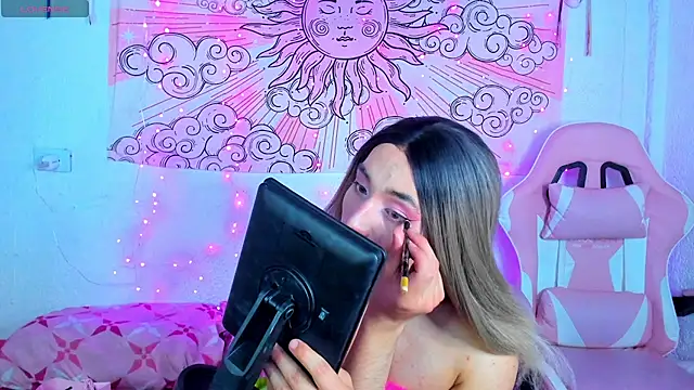 Snapshot of brihanna_cooper chatting on June 21, 2026, 4:04 am brihanna cooper online show from June 21, 2026, 4:04 am