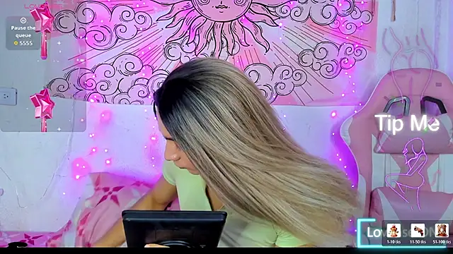 Snapshot of brihanna_cooper chatting on July 2, 2026, 2:56 pm brihanna cooper online show from July 2, 2026, 2:56 pm