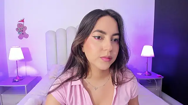 Snapshot of SofieBunnie chatting on May 22, 2026, 10:59 pm SofieBunnie online show from May 22, 2026, 10:59 pm