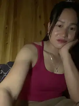 phungtiti online show from September 28, 2025, 5:35 am