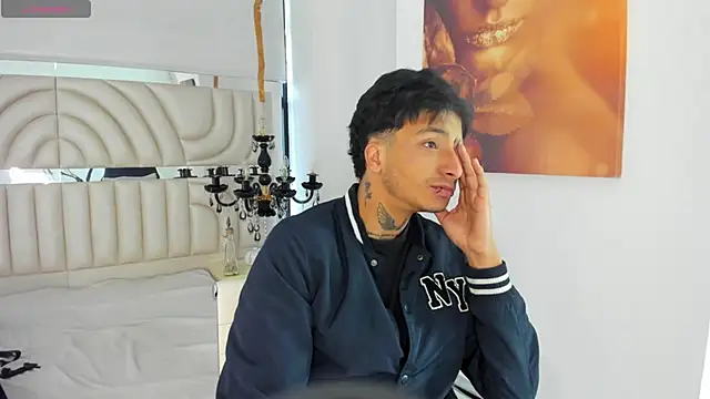 Snapshot of derek_devil24 chatting on March 21, 2026, 12:10 pm derek devil24 online show from March 21, 2026, 12:10 pm