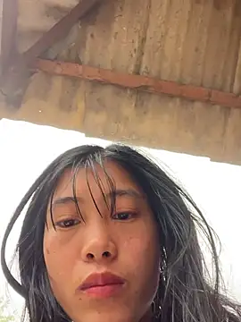 Snapshot of EmLy02 chatting on February 5, 2026, 2:16 am EmLy02 online show from February 5, 2026, 2:16 am