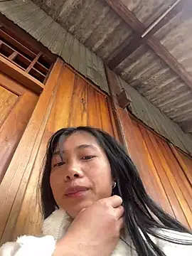 Snapshot of EmLy02 chatting on February 14, 2026, 3:36 am EmLy02 online show from February 14, 2026, 3:36 am