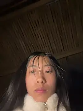 Snapshot of EmLy02 chatting on March 9, 2026, 11:14 am EmLy02 online show from March 9, 2026, 11:14 am