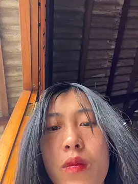 Snapshot of EmLy02 chatting on March 21, 2026, 1:10 am EmLy02 online show from March 21, 2026, 1:10 am