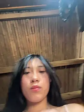 Snapshot of EmLy02 chatting on April 9, 2026, 2:55 am EmLy02 online show from April 9, 2026, 2:55 am