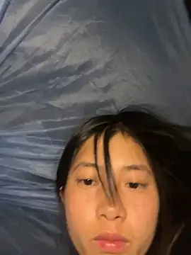 Snapshot of EmLy02 chatting on April 10, 2026, 2:00 pm EmLy02 online show from April 10, 2026, 2:00 pm