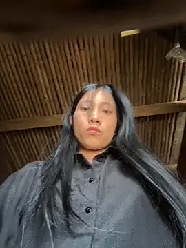 Snapshot of EmLy02 chatting on April 11, 2026, 2:49 am EmLy02 online show from April 11, 2026, 2:49 am