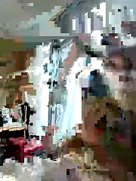 lingling5200 online show from September 9, 2025, 3:17 am