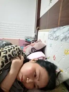 lingling5200 online show from April 8, 2026, 7:36 pm