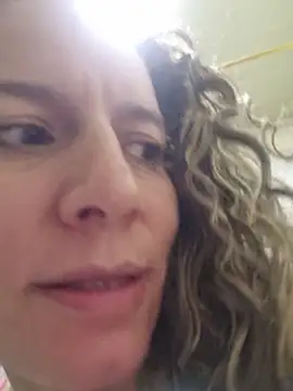 Nina vallon online show from December 5, 2025, 3:20 pm