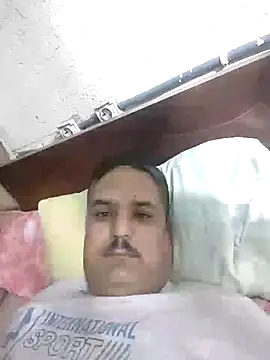 mM0140 online show from November 28, 2025, 3:25 pm