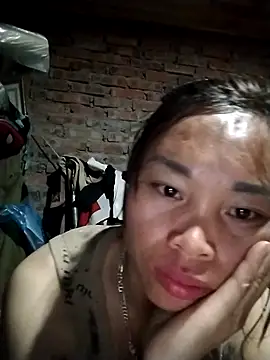   Ngoc20   online show from February 5, 2026, 12:21 pm