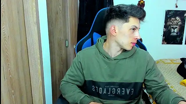 Snapshot of javiersexymann chatting on January 20, 2025, 7:57 pm javiersexymann online show from January 20, 2025, 7:57 pm