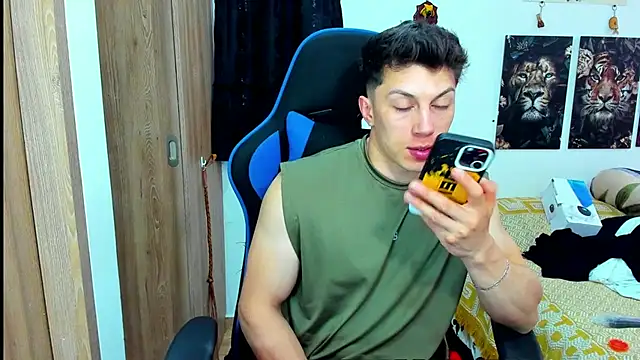 Snapshot of javiersexymann chatting on January 21, 2025, 7:06 pm javiersexymann online show from January 21, 2025, 7:06 pm