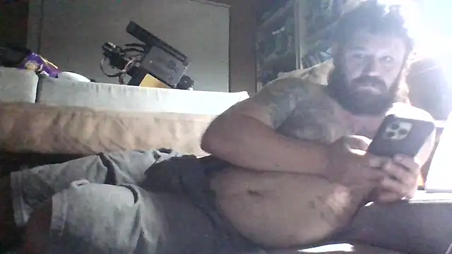 Littlesaber6996 online show from April 30, 2026, 8:09 am