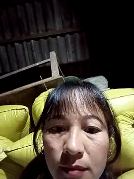 Mini3333 online show from October 5, 2025, 9:45 pm