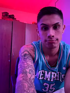 Manuel99boy online show from September 21, 2025, 3:52 am