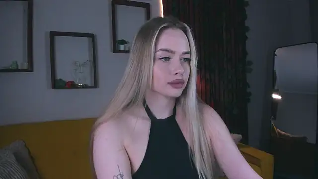 AvroraGoldie online show from November 29, 2025, 10:29 am