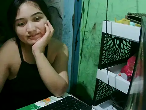 daros453 online show from December 3, 2025, 4:31 am