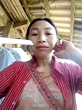 lucybaby00 online show from February 27, 2026, 3:17 am